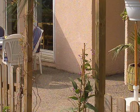 Contact Marseille Aubagne Hotel 2*