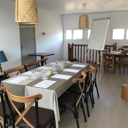Hotel Contact Marseille Aubagne La Penne-sur-Huveaune